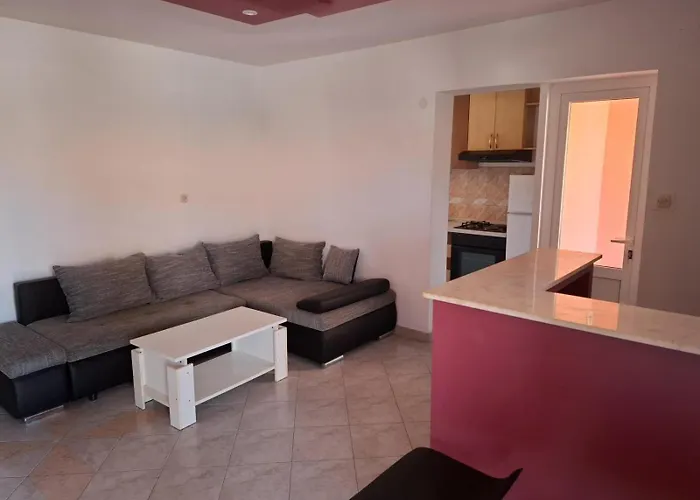 House With Outdoor Pool In