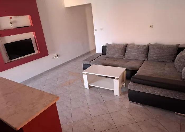 House With Outdoor Pool In